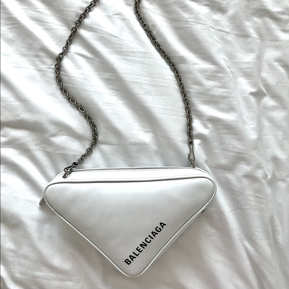 BALENCIAGA WHITE TRIANGLE CROSSBODY CHAIN BAG